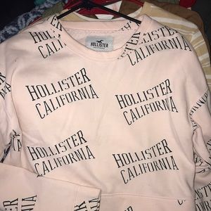 baby pink hollister crewneck long sleeve